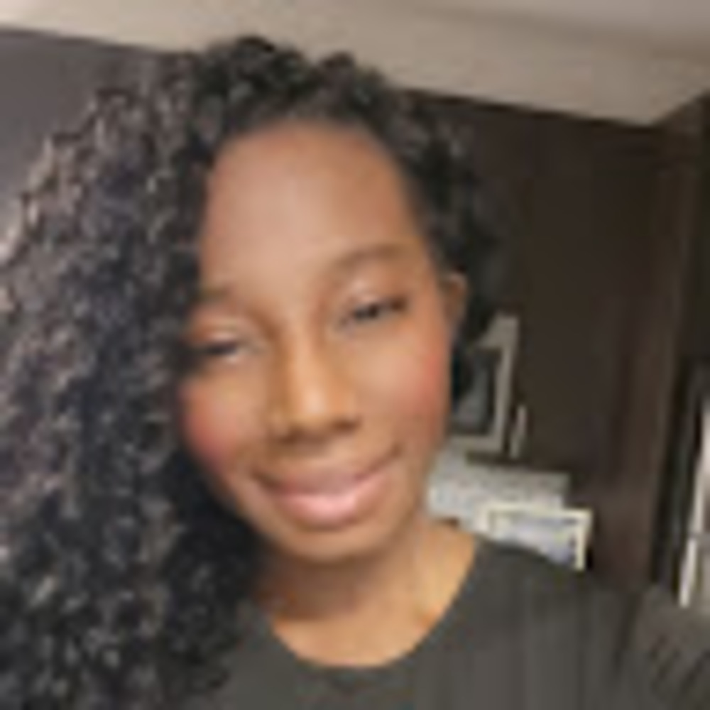 Meet your Posher, April